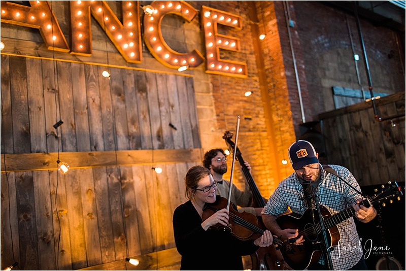 Sugar Hill at Bloom at Thompson's Point - a Kids First Center Fundraiser | Sarah Jane Photography