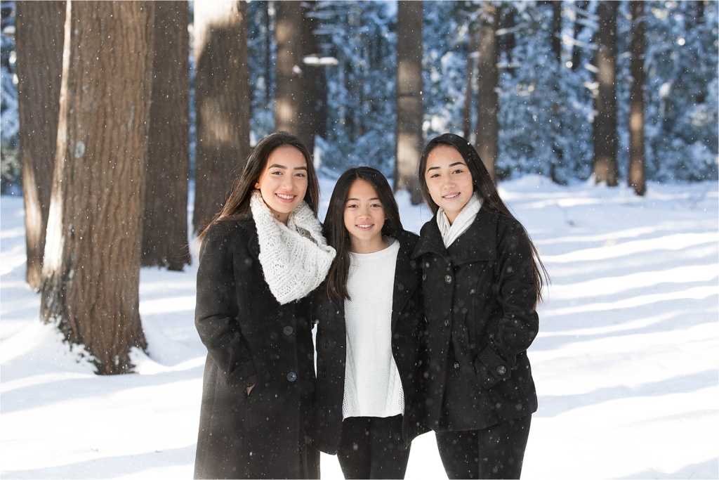 Snowy Winter Family Portraits in Maine