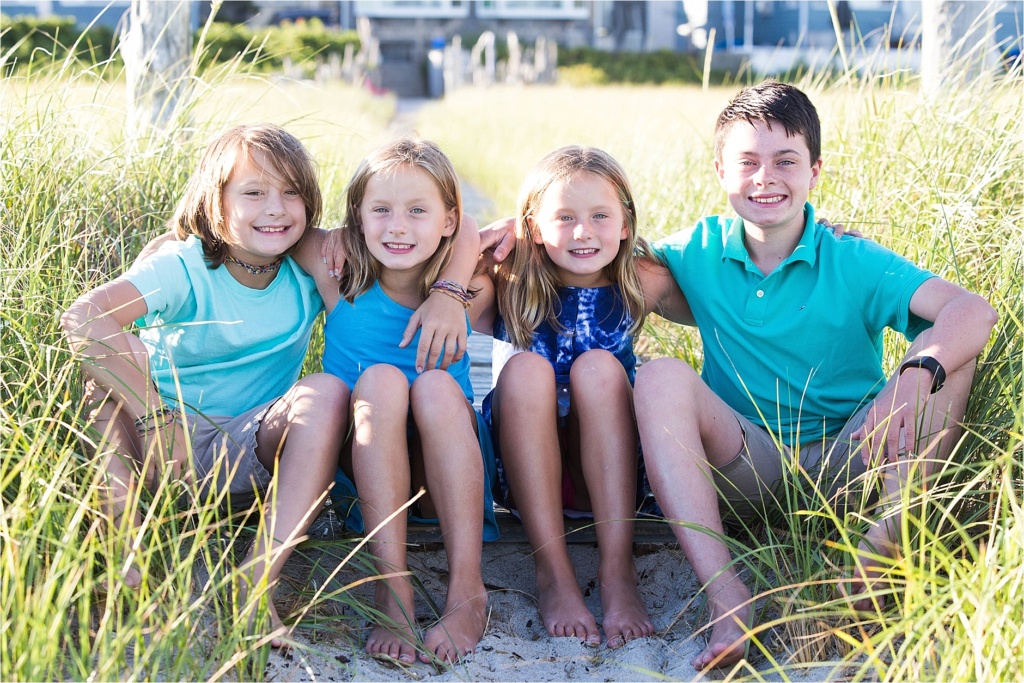 four siblings oob maine sarah jane photography 